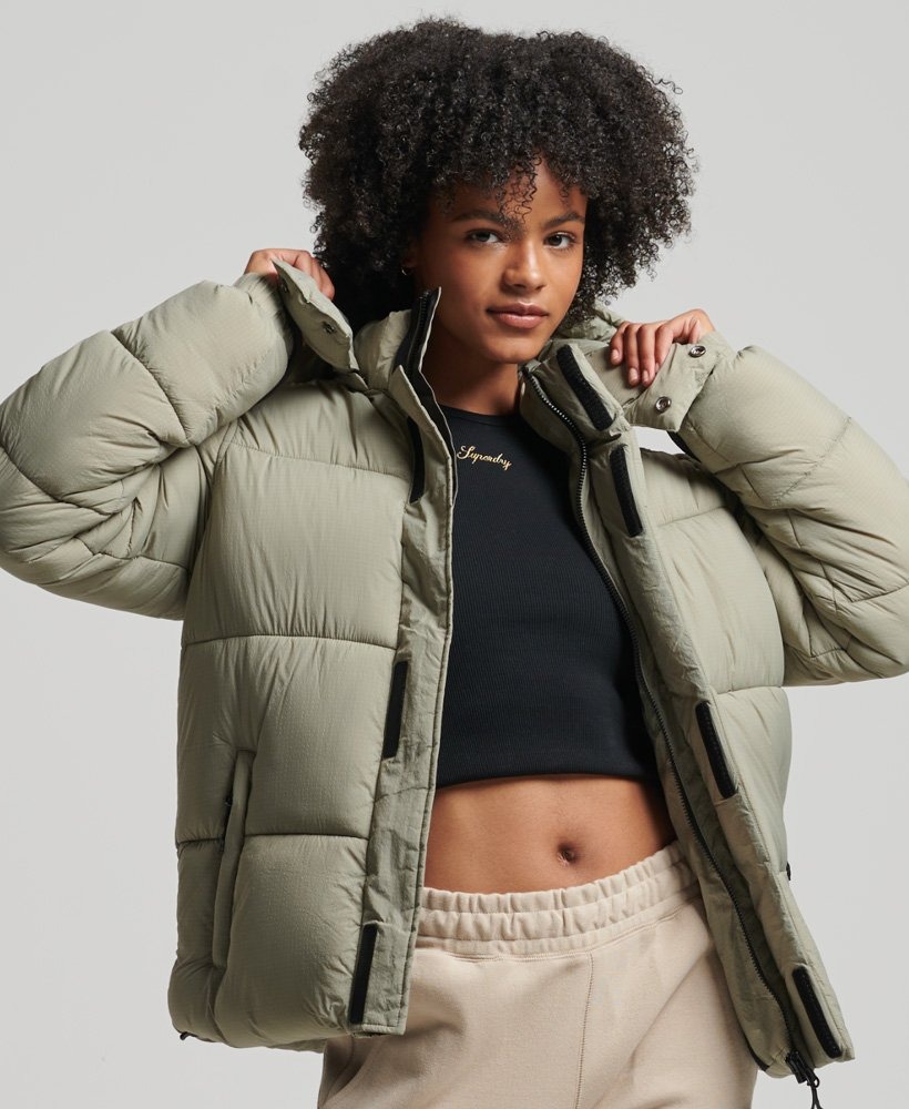 Shop Stylish and Warm Puffer Jackets for Women – Trendy, Cozy, and Perfect for Winter!